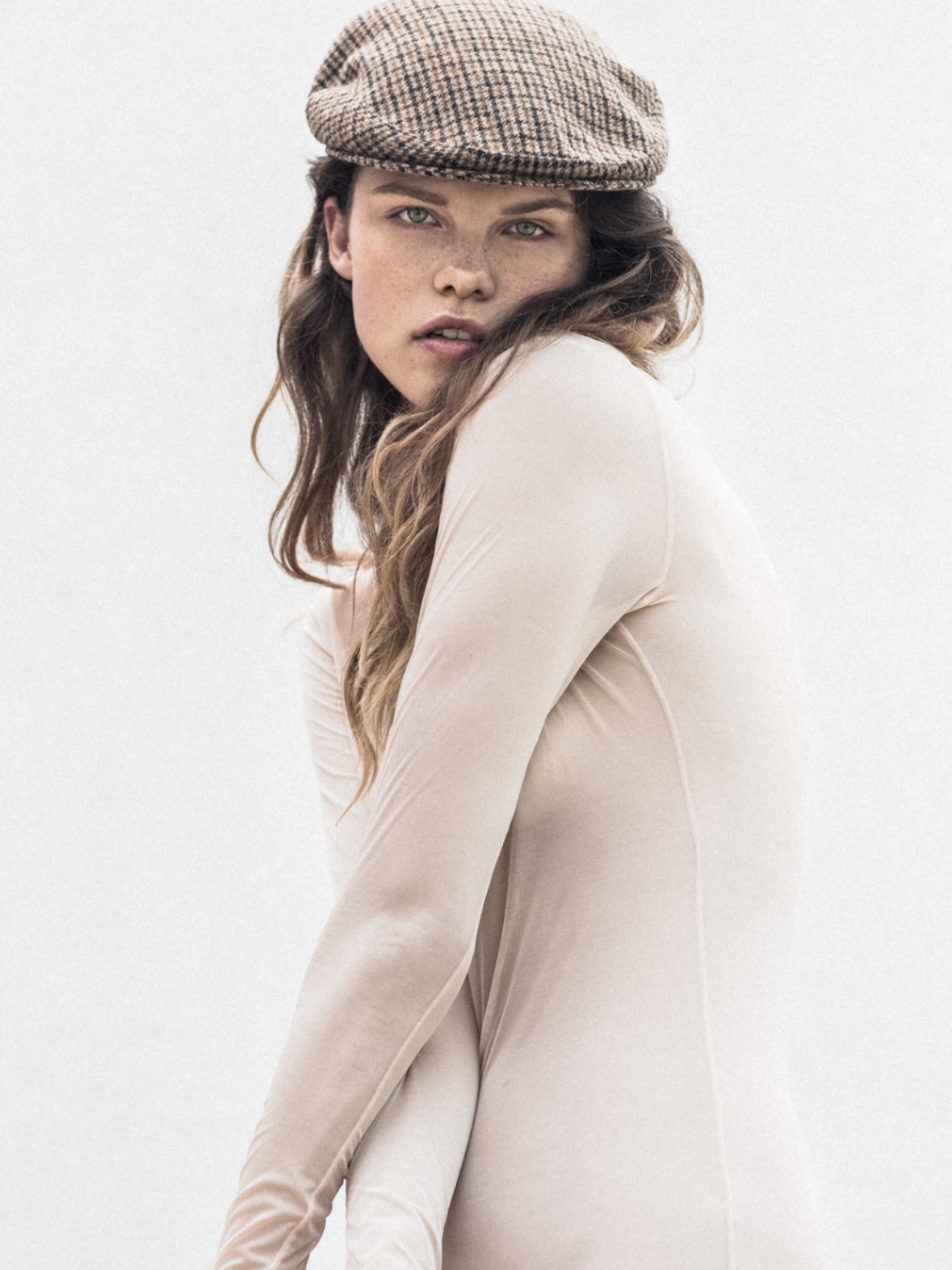 Camilla — Photo 4
